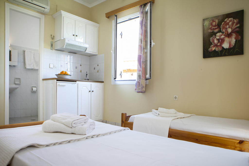 Kantouni Apartments Zvoronáta Szoba fotó